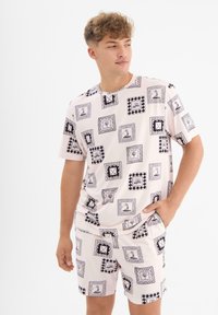 Пижама с шортами Пижама с шортами