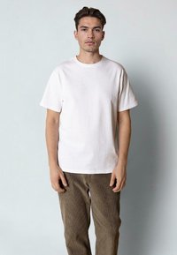 Футболка Футболка