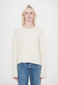 Пуловер Пуловер