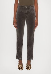 Джинсы Джинсы