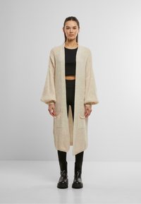 Длинный кардиган Длинный кардиган