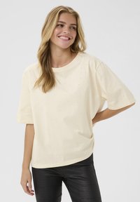 Футболка Футболка