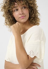 Пуловер с коротким рукавом Пуловер с коротким рукавом