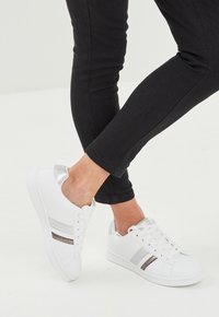 Сникерсы Сникерсы