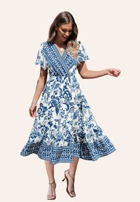 Платье Платье