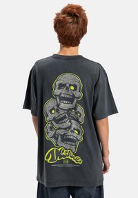 Футболка Футболка