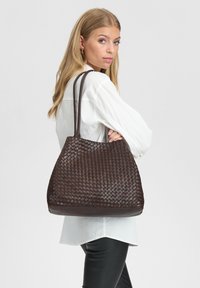 Кожаная сумка Кожаная сумка