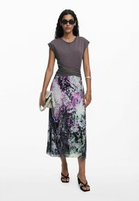 Летнее платье Летнее платье