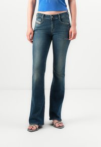 Джинсы Джинсы