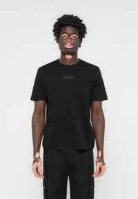 Футболка Футболка