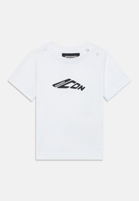 Футболка Футболка