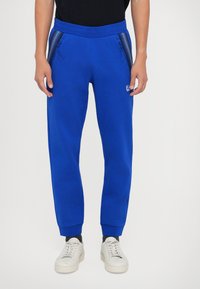 Спортивные штаны Спортивные штаны