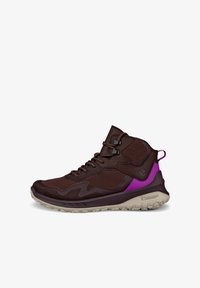 Ботинки на шнуровке Ботинки на шнуровке