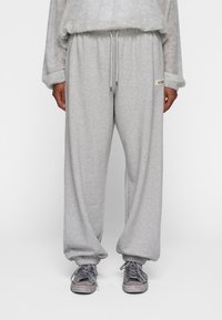 Спортивные штаны Спортивные штаны