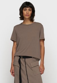 Футболка Футболка