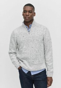 Пуловер Пуловер