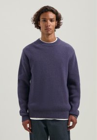 Пуловер Пуловер