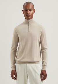 Пуловер Пуловер