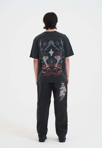 Футболка Футболка