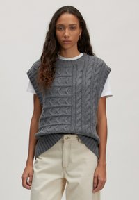 Жилет Жилет