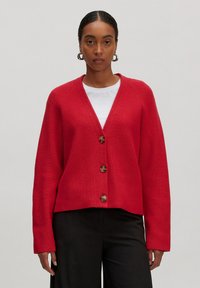 Жилет Жилет