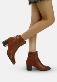 Ковбойские сапожки Ковбойские сапожки