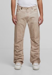 Прямые джинсы Прямые джинсы