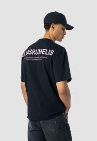 Футболка Футболка