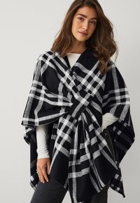 Пончо Пончо