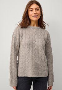 Пуловер Пуловер