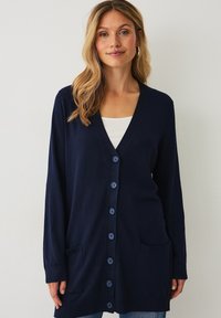 Длинный кардиган Длинный кардиган