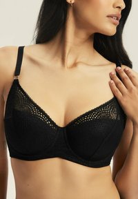 Бюстгальтер на косточках Бюстгальтер на косточках