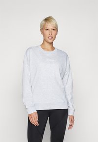 Спортивная толстовка Спортивная толстовка