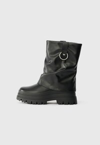 Полусапожки на платформе Полусапожки на платформе