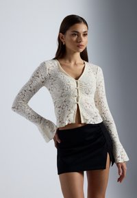 Блузка-рубашка Блузка-рубашка