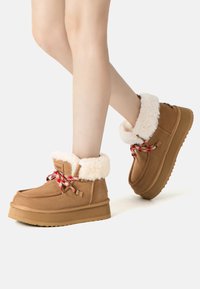 Ботинки Ботинки