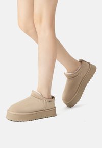 Тапочки Тапочки