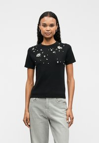 Футболка Футболка