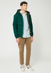 Толстовка Толстовка