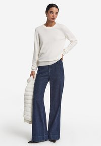 Пуловер Пуловер