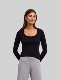 Лонгслив Лонгслив