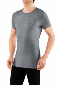 Футболка Футболка