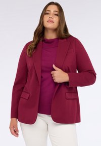 Блейзер Блейзер