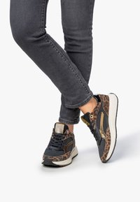 Сникерсы Сникерсы