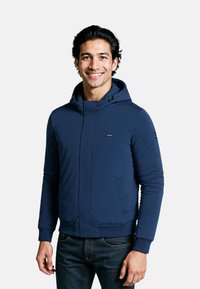 Зимняя куртка Зимняя куртка