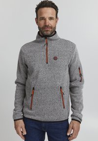 Пуловер Пуловер