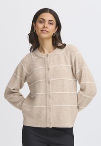 Жилет Жилет