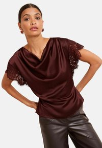 Кружевная блузка Кружевная блузка