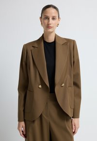 Блейзер Блейзер