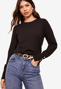 Пуловер Пуловер